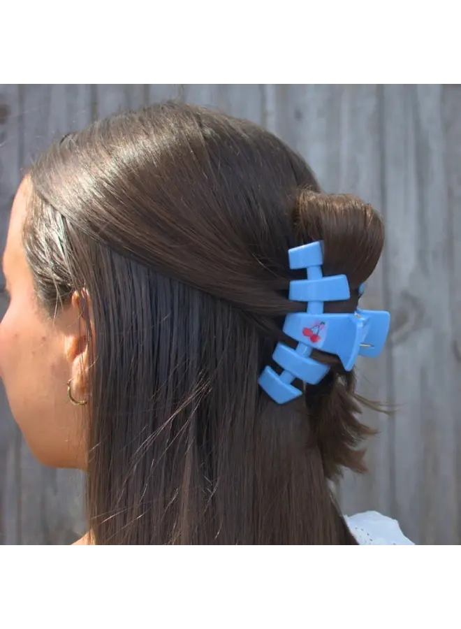 Classic Medium Hair Clip