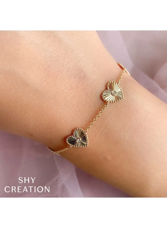 14K Yellow Gold Diamond Bezel Ribbed Heart Bracelet (.10ct)