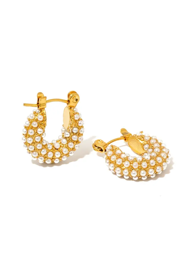 Hailey Huggie Pearl Earrings