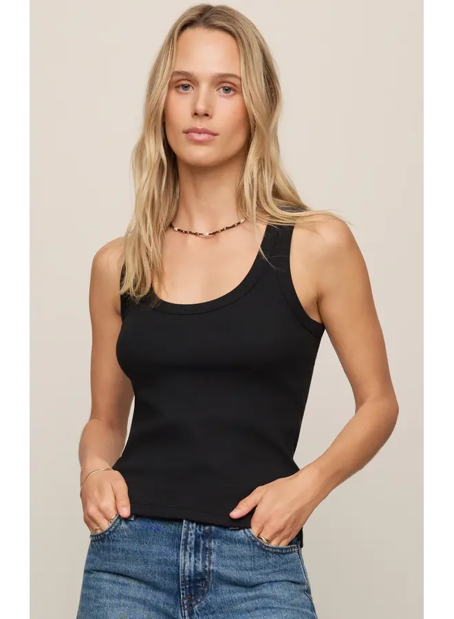Rowe Scoop Tank