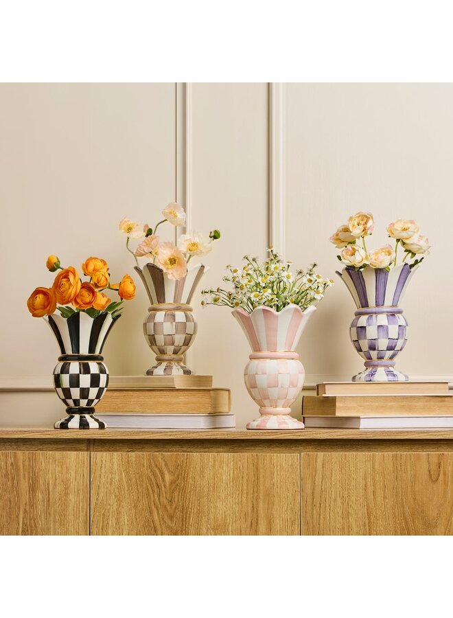 Rosy Check Small Great Vase