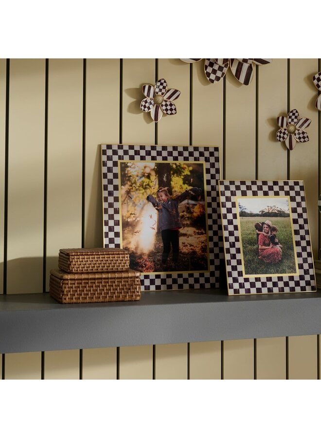 Courtly Check 8" x 10" Glass Frame