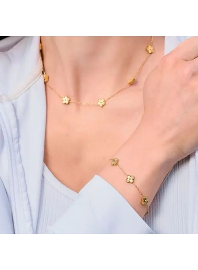 Mini Gold Flora Necklace