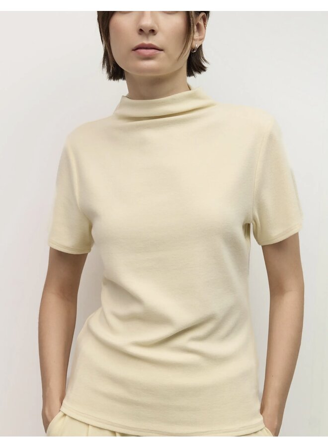 The Carrie Top-