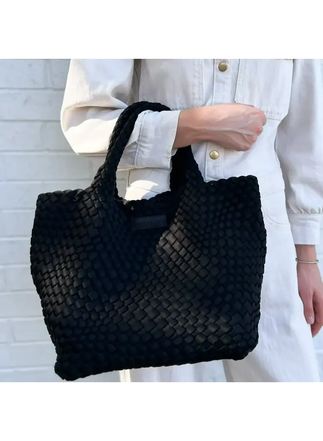 Classic Woven Tote -