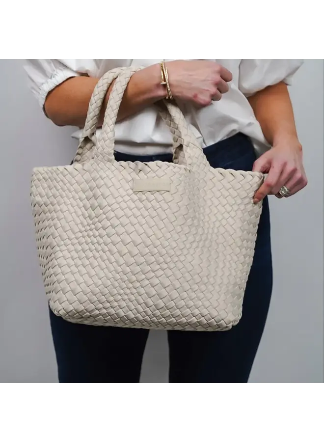 Classic Woven Tote -