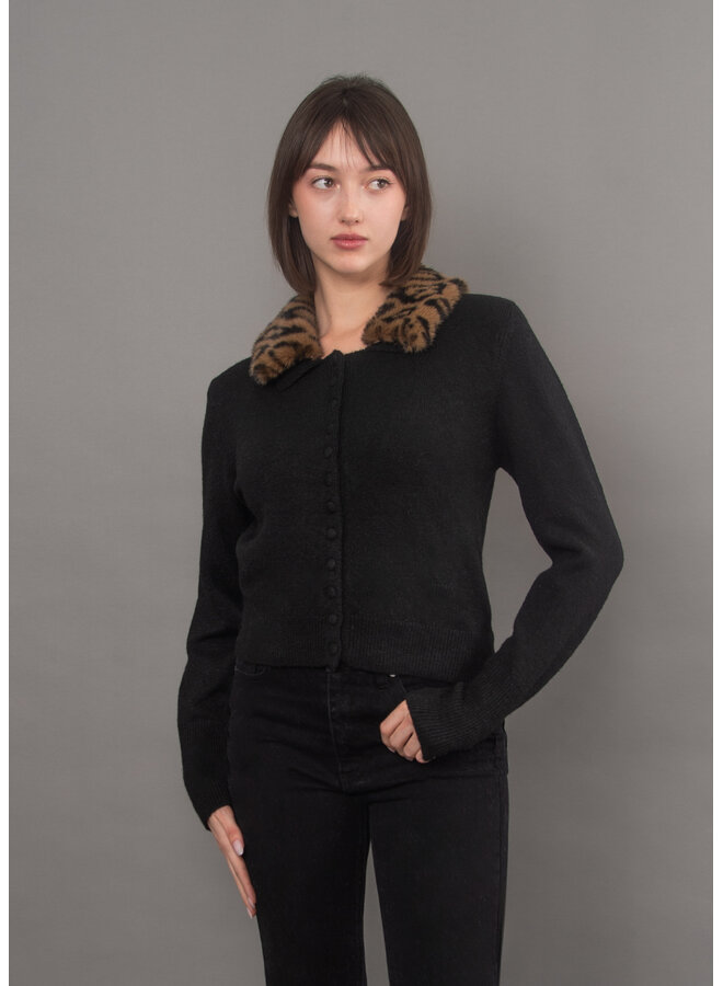 Atalanta Long Sleeve Crew Neck Cardigan-