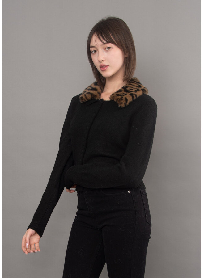 Atalanta Long Sleeve Crew Neck Cardigan-