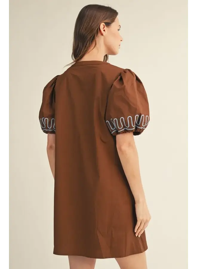 Wavy Embroidered Shift Dress -