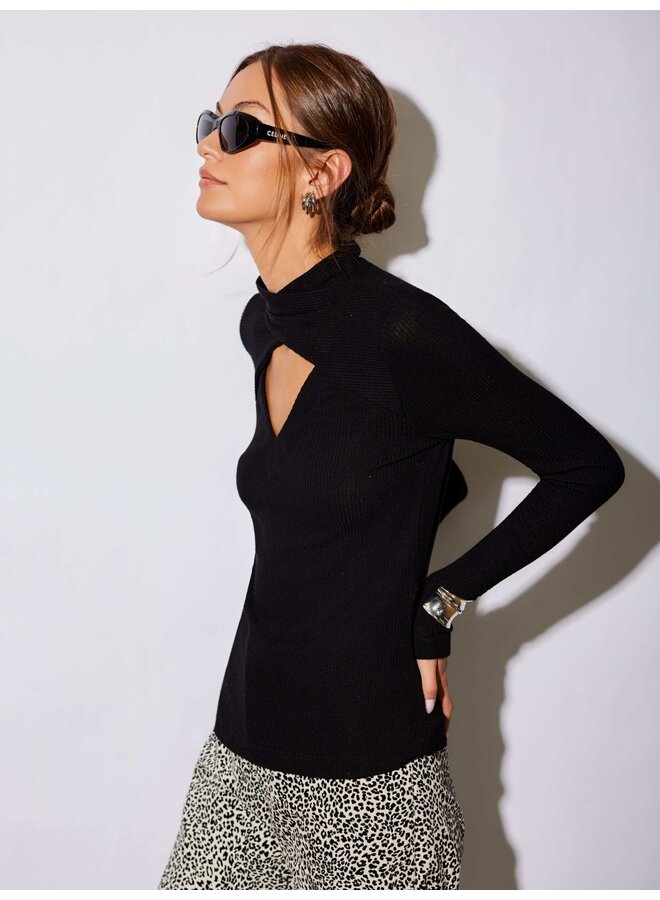 Kari Crossover Top-