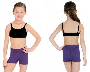 girls sports bra and shorts