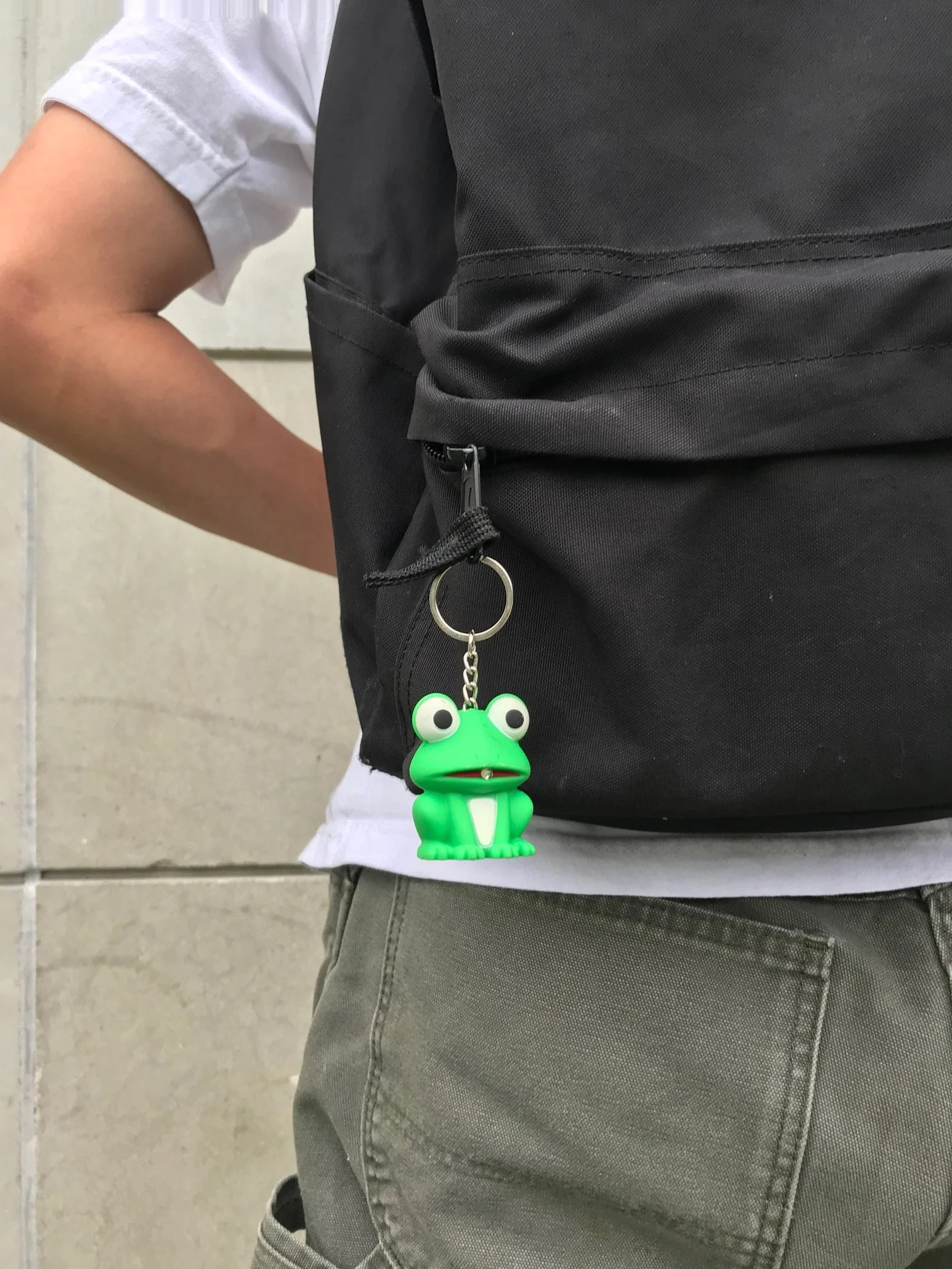 frog frog keychain
