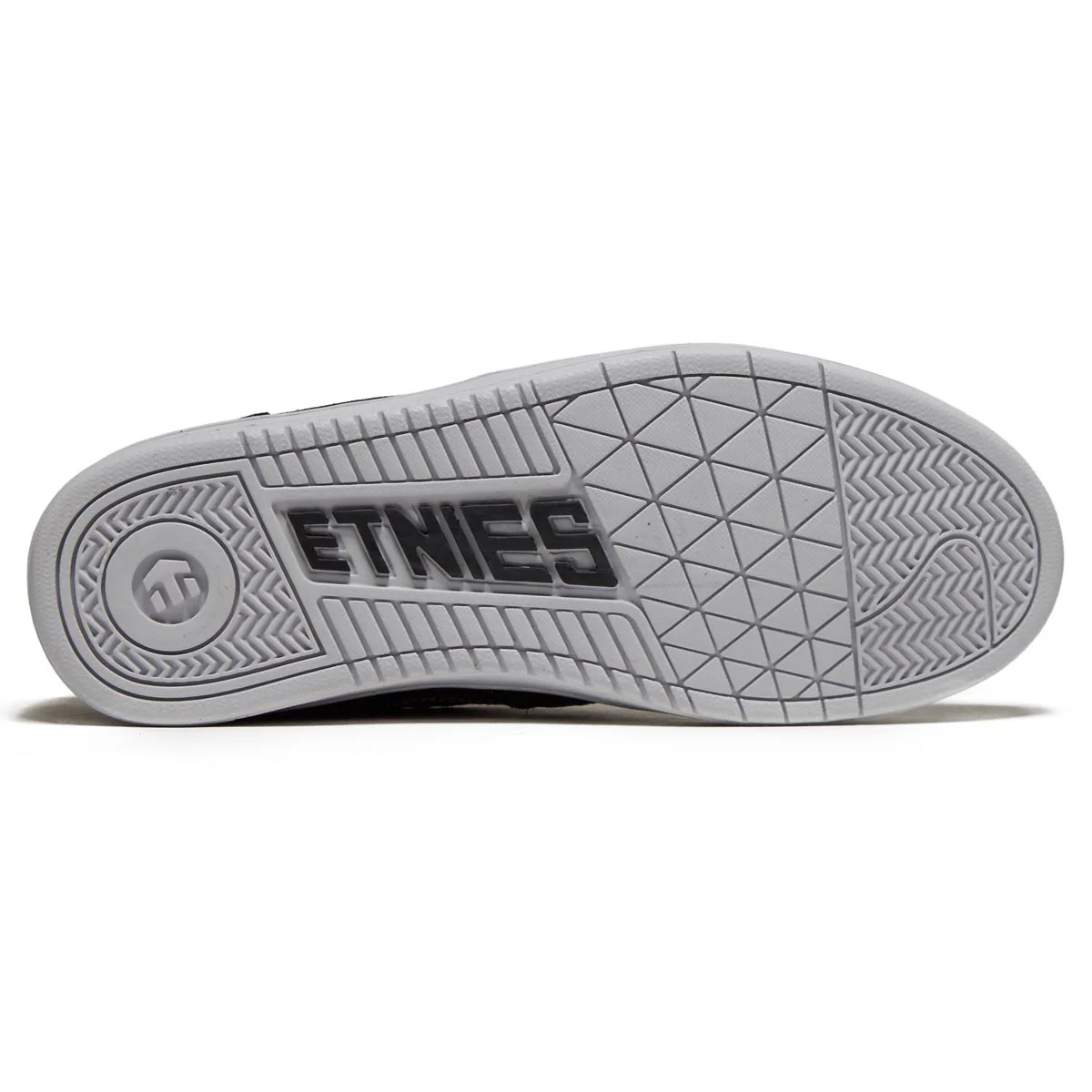 etnies etnies snake shoe