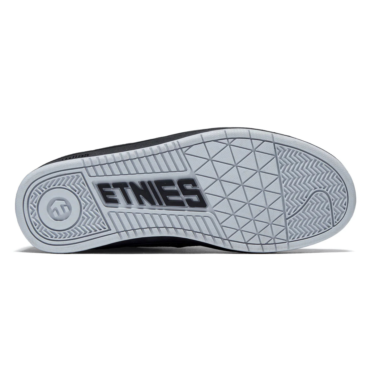 etnies etnies snake x sour shoe