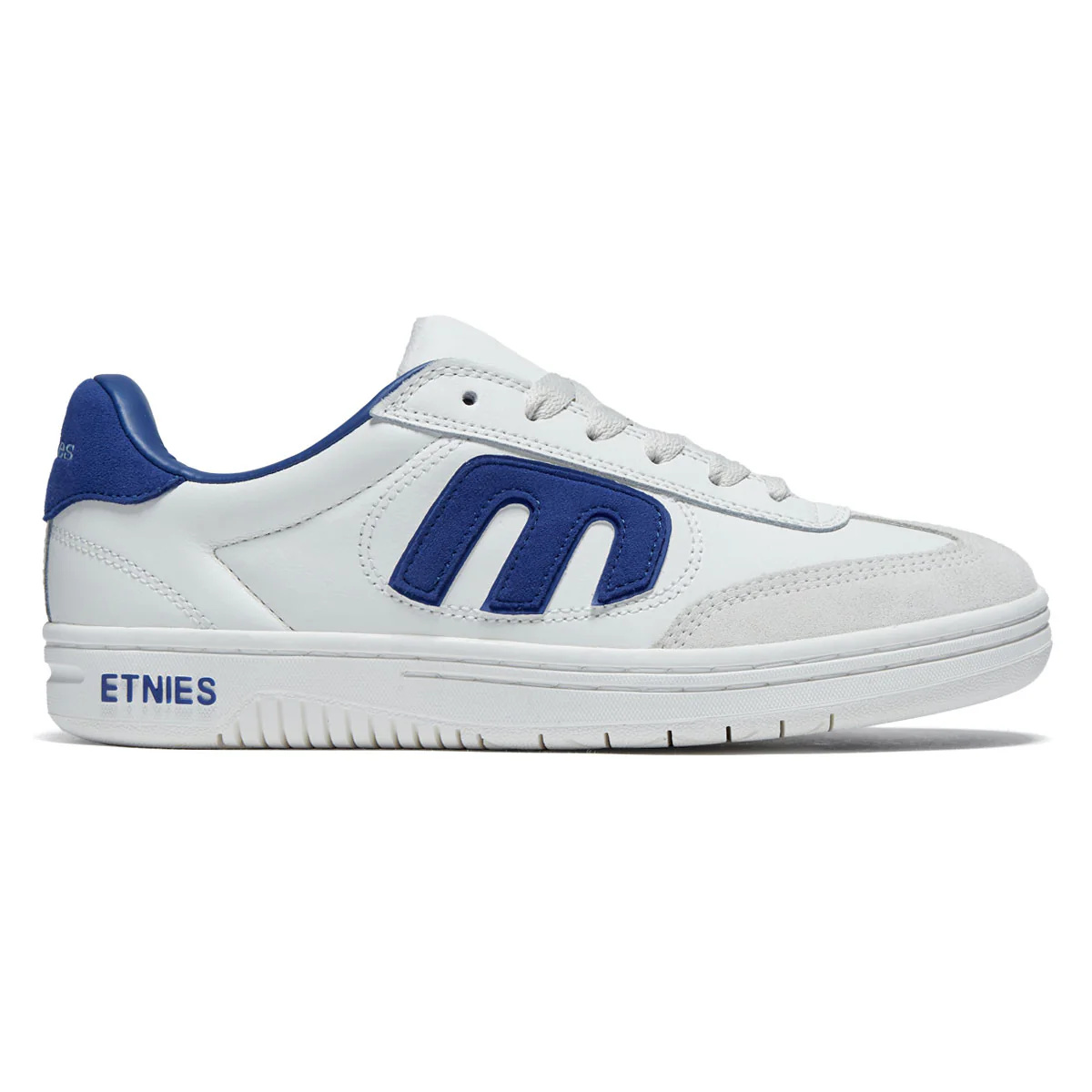 etnies etnies lowcut shoe