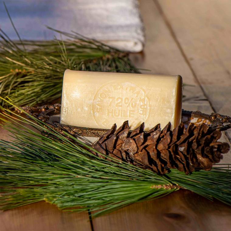 <center>À PROPOS</center>