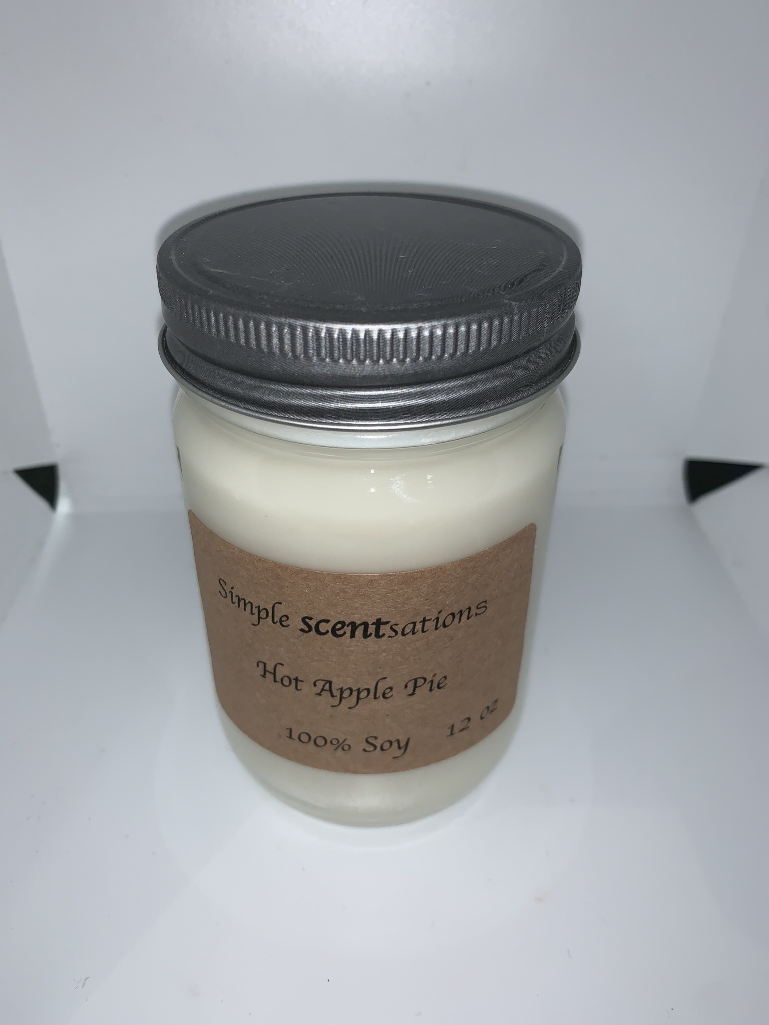 Handcrafted soy candle Hot Apple Pie