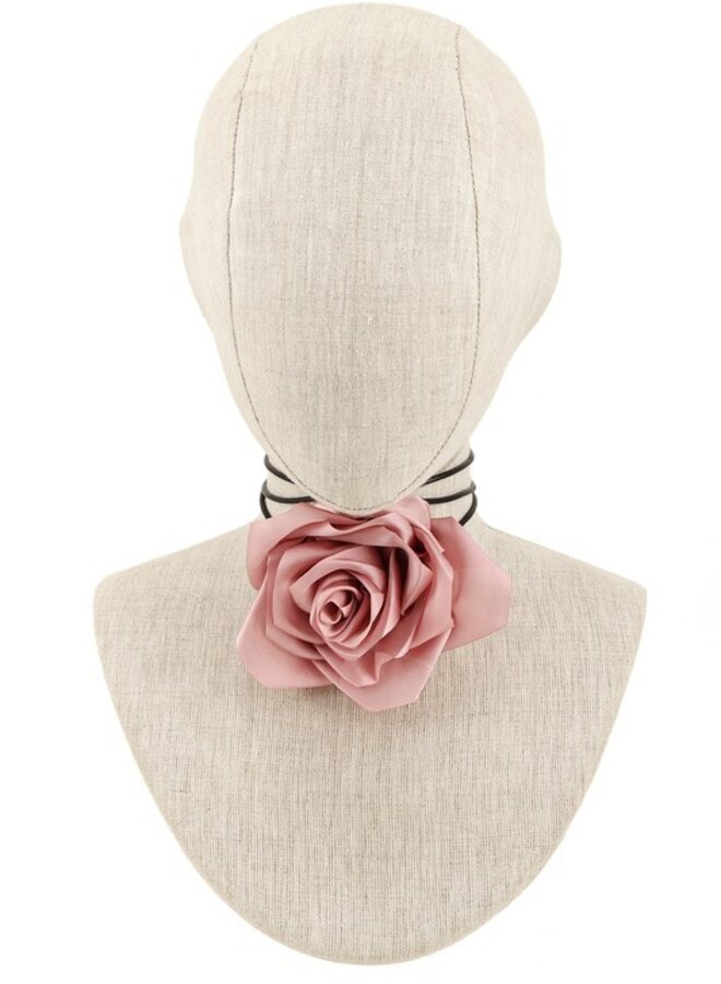 Blossom Choker