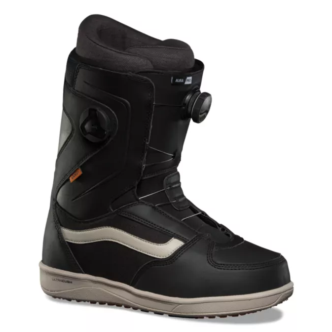 vans aura pro snowboard boots 219