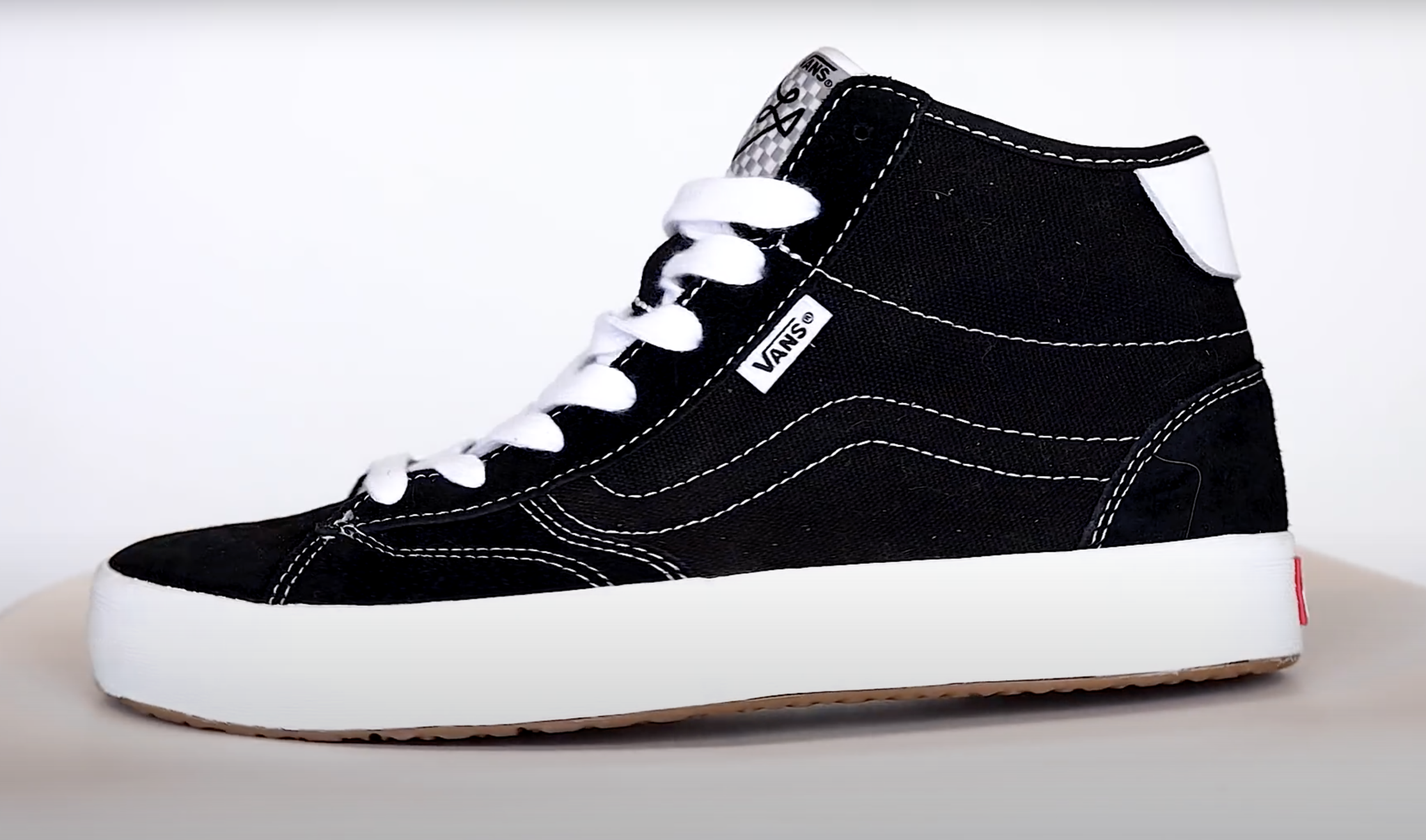 vans lizzie Armando pro shoes black/white