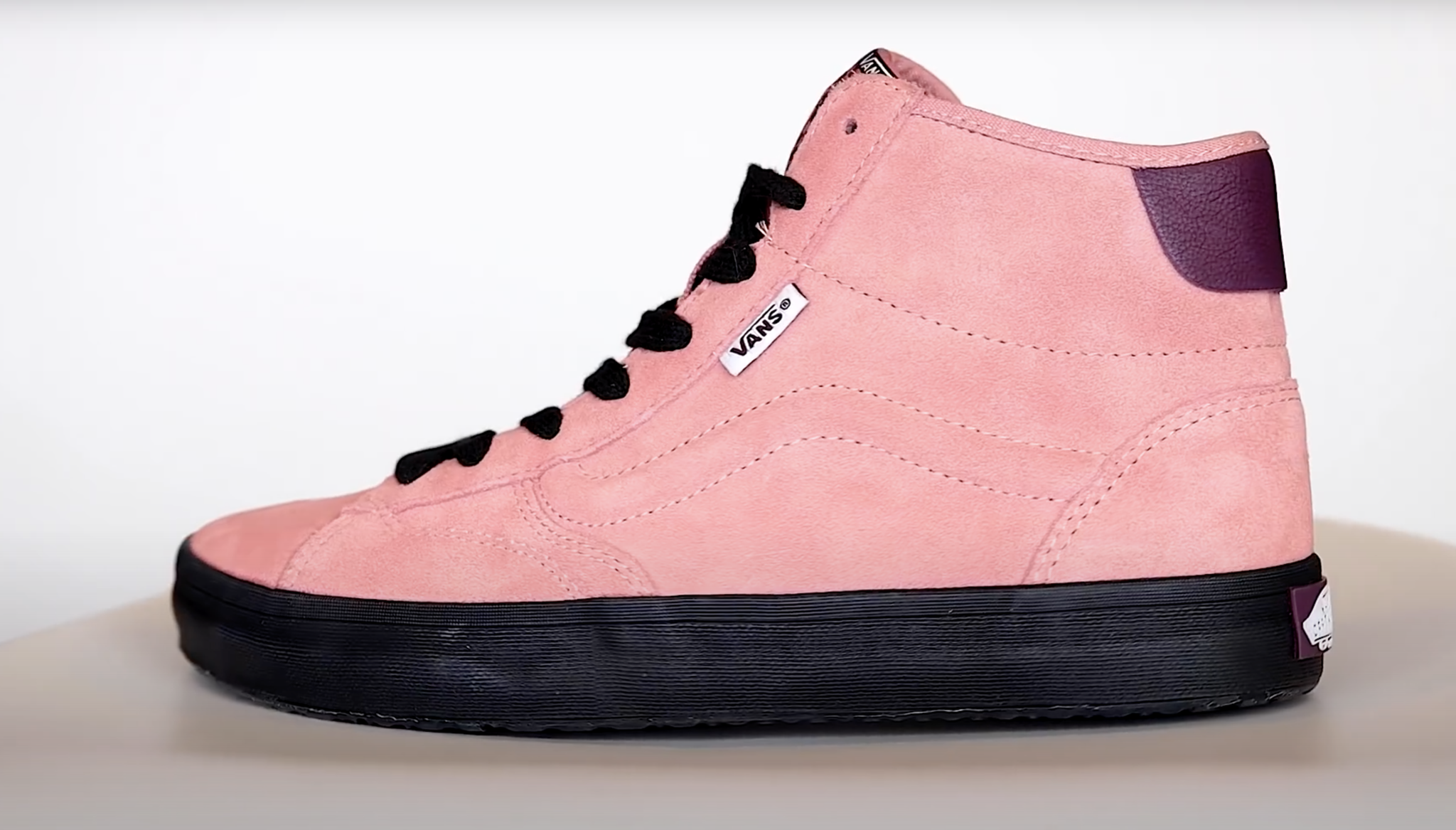 vans lizzie Armanto pro shoes pink/black