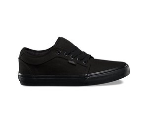 vans chukka low pro blackout