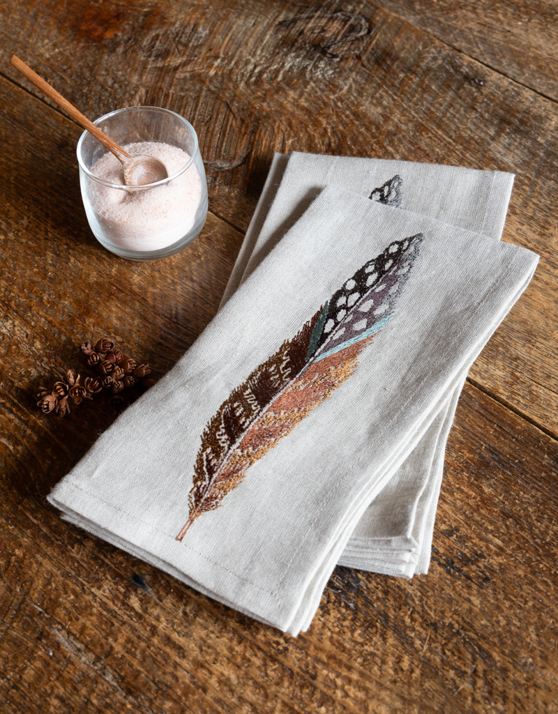 Coral & Tusk Fowl Feather Dinner Napkin