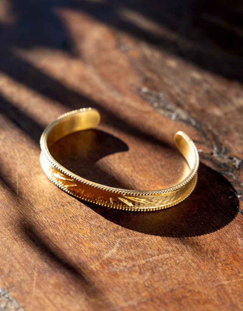 Satya Jewelry 18k Gold Plated Sunrise Dot Cuff