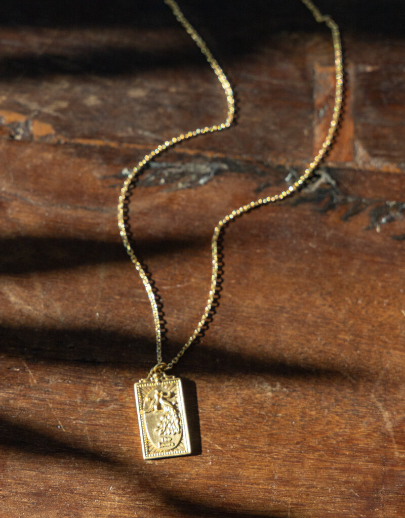 Satya Jewelry 18k Gold Plated Tarot Card Necklace - The Lovers