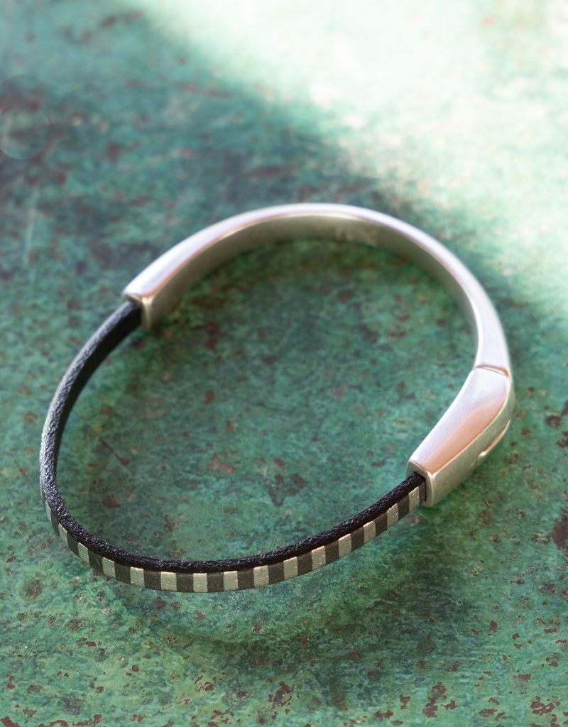 Araracuara Silver + Leather Bracelet