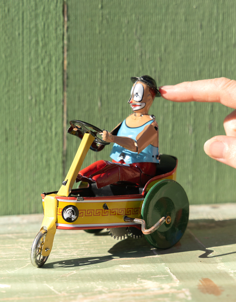 die Blechfabrik e.K. Wind Up Toy! Metal Clown in Cart