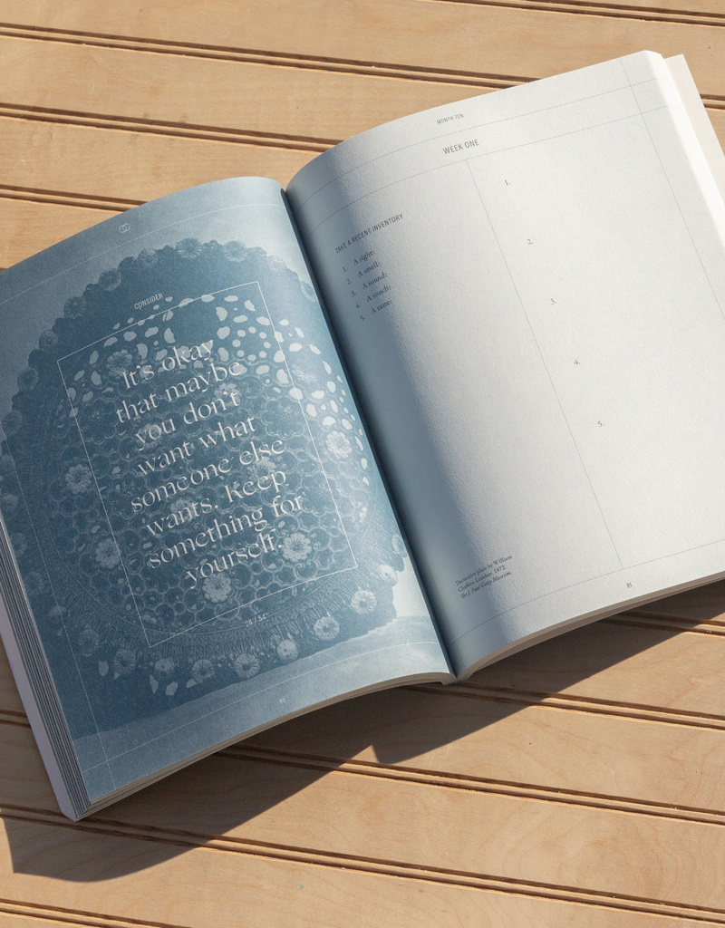 Random House Moon Lists : A Guided Journal