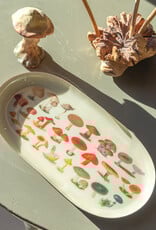 Roomytown Inc Mushroom Printed Enamel Oval Tray