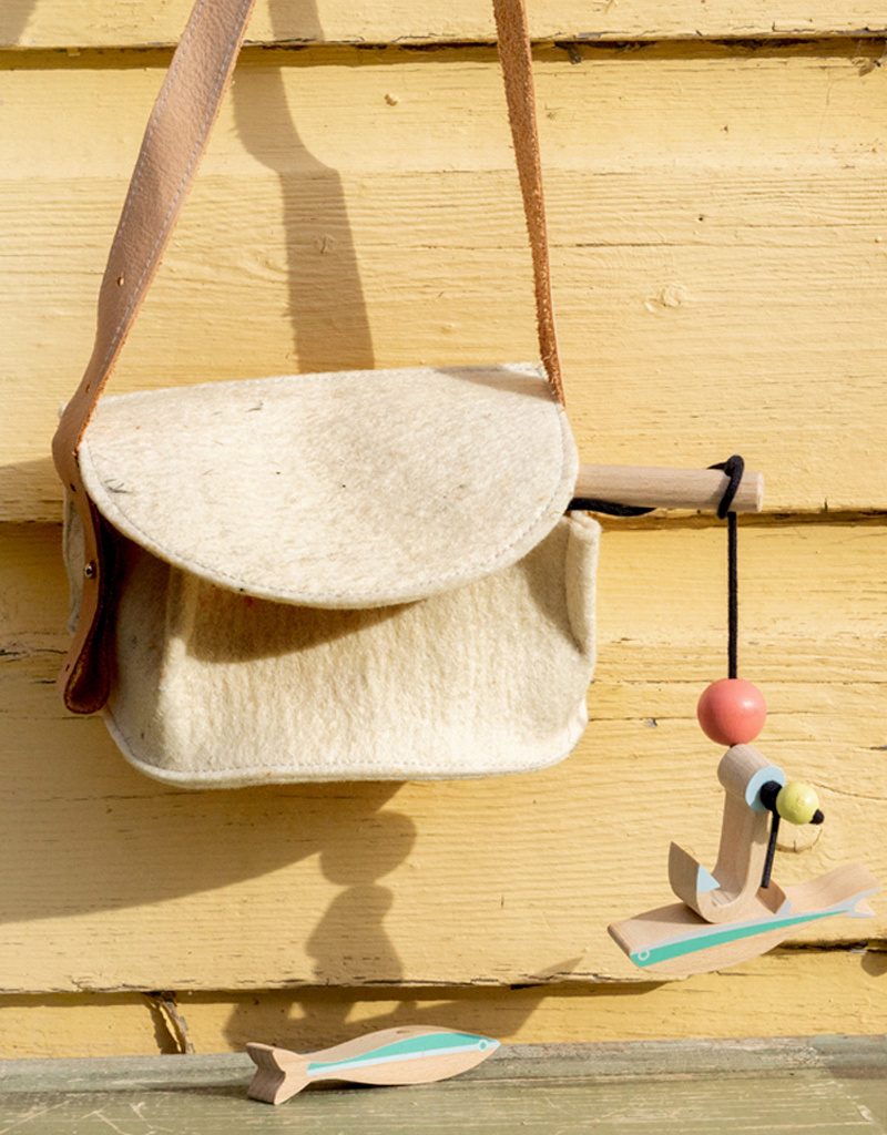 Living Refinery Pretend Wooden Fishing Kit