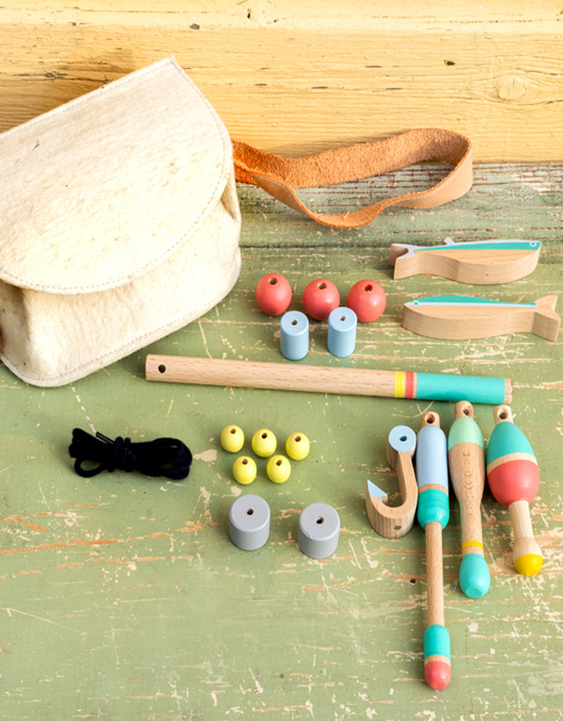 Living Refinery Pretend Wooden Fishing Kit