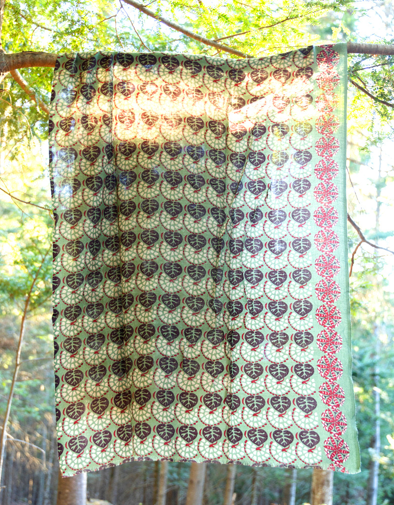 Les Belles Vagabondes Wool Scarf