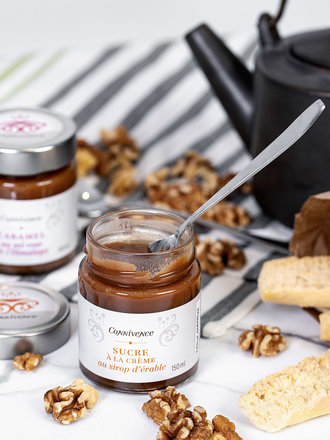 Connivence Caramel Sucre à la Crème au Sirop d'Érable Connivence Caramel Sucre à la Crème au Sirop d'Érable