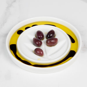 Appetizer plate - Olive oil and Balsamic vinegar - Taste of Orchard