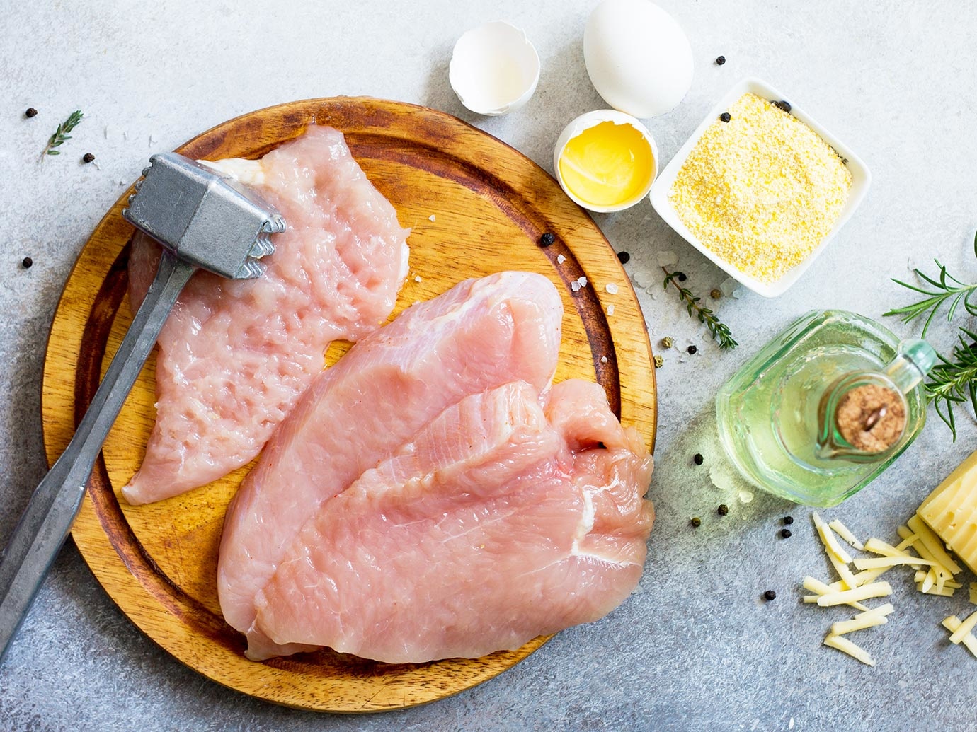 ESCALOPE DE DINDON OU POULET AU MOZARELLA