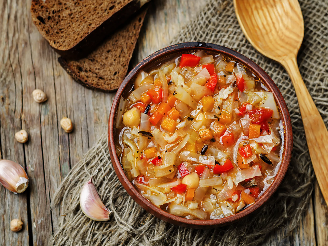 Soupe amaigrissante aux herbes de Thaïlande MCHEF