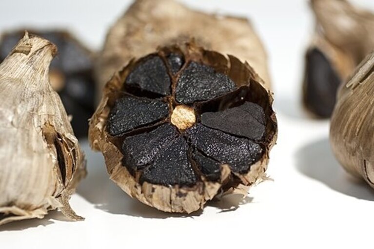 Sous les Oliviers Balsamique foncé infusée - Ail Noir