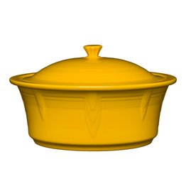 The Fiesta Tableware Company Large Covered Casserole 90 oz NEW Daffodil
