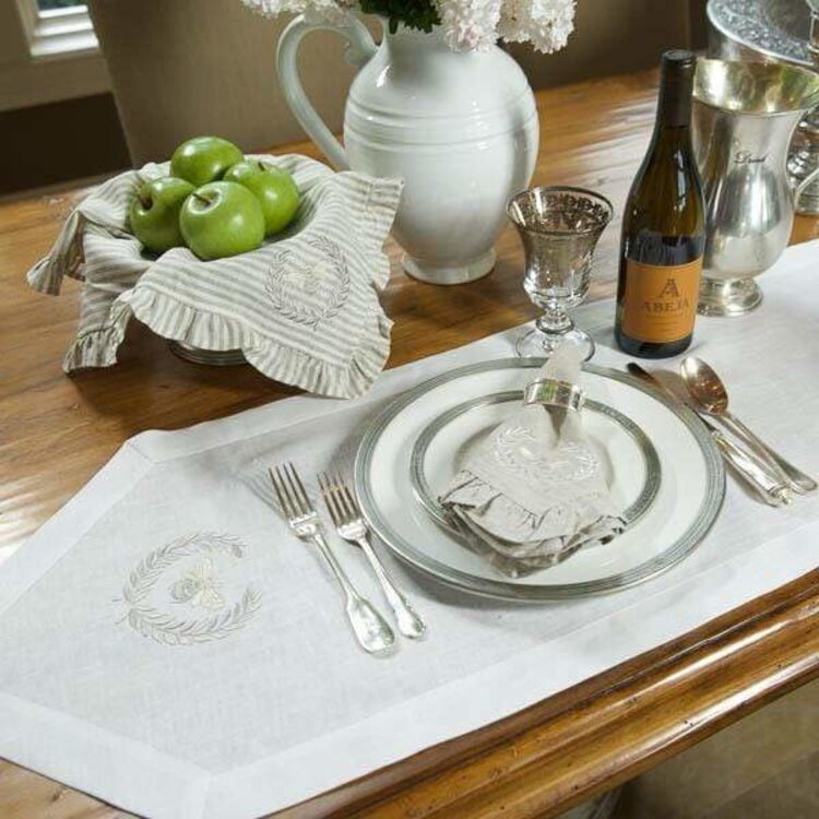 Bumble Bee Linen Table Runner 90"