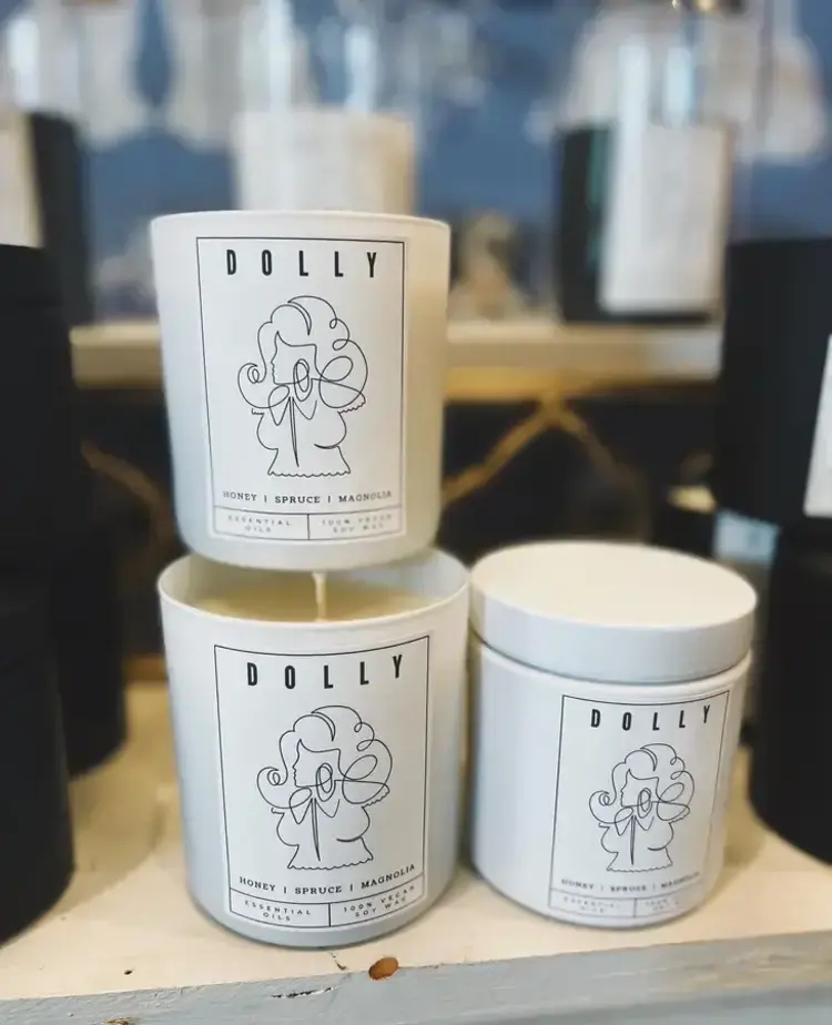 Dolly Candle-Hall of Famers