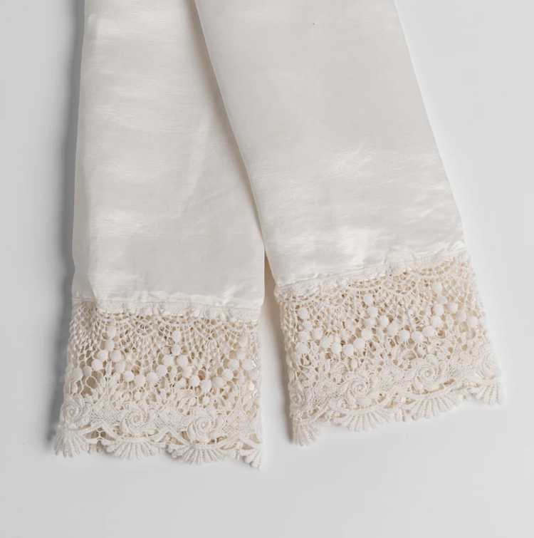 Paloma King Pillowcase with Mattine Lace-Winter White