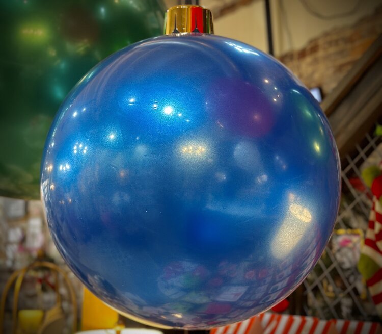 Holiball 18" Frosted Blue