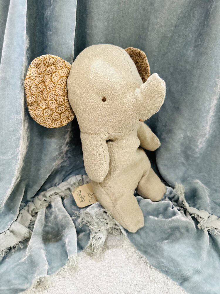 Safari Elephant Grey Sm