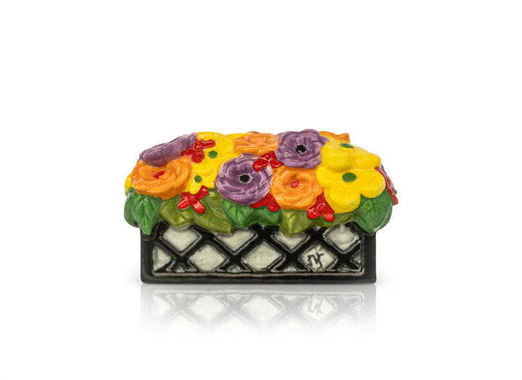 Nora Fleming Mini Love Blooms Here