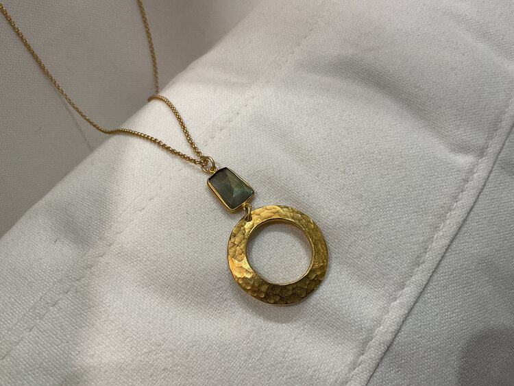 Labradorite w/Gold Pendant