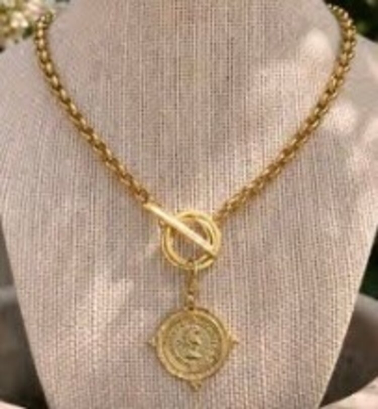 Coin Toggle Necklace 518